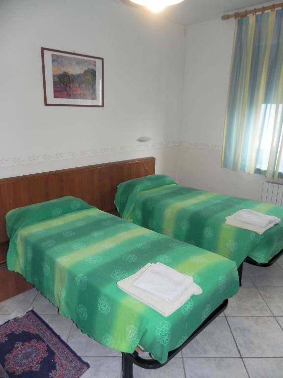 Hotel Ristorante Belsito Borgo San Dalmazzo Kültér fotó