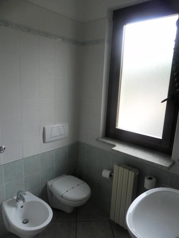 Hotel Ristorante Belsito Borgo San Dalmazzo Szoba fotó